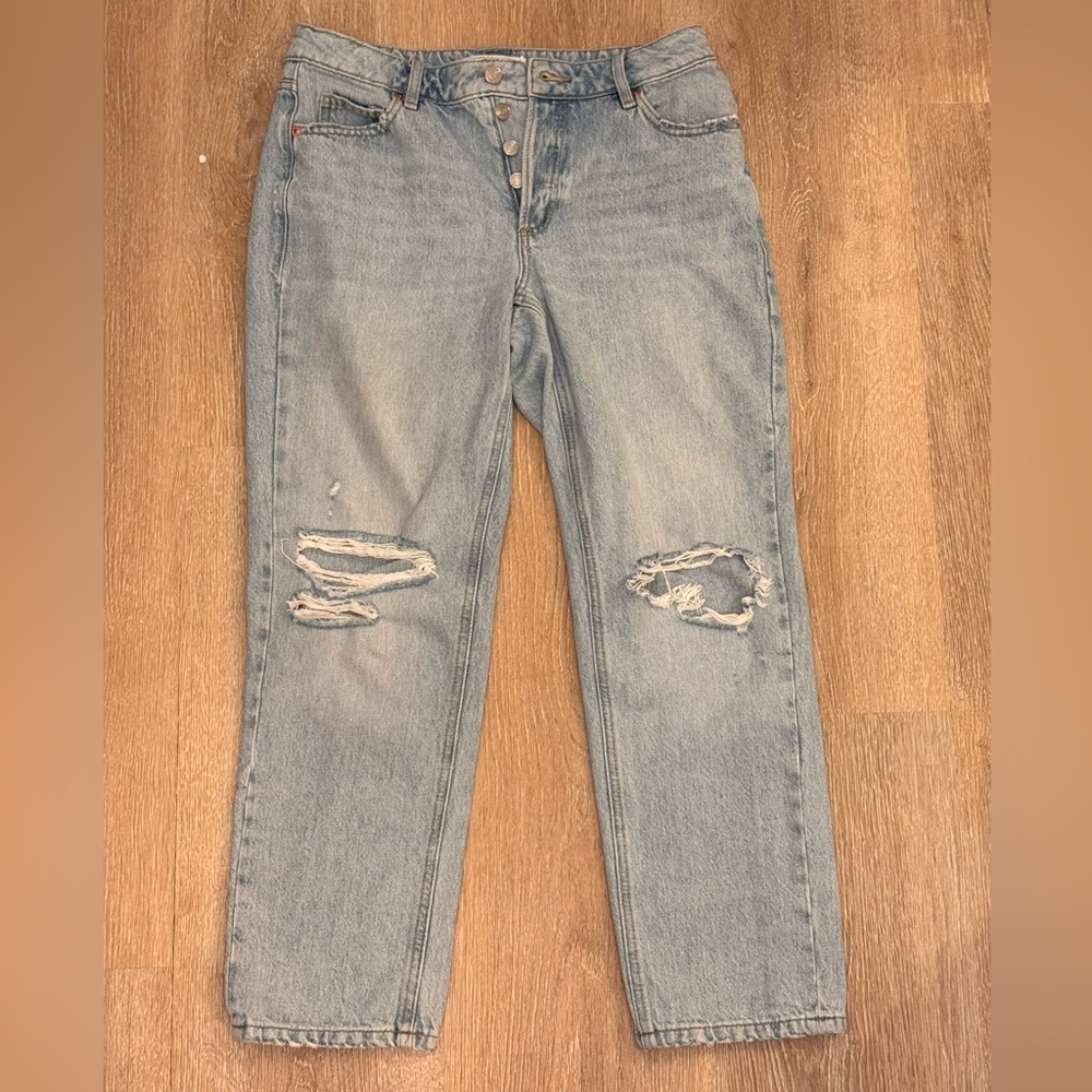Garage Denim High-Rise Straight Jeans – Light Wash, Distressed Knees, Size 5